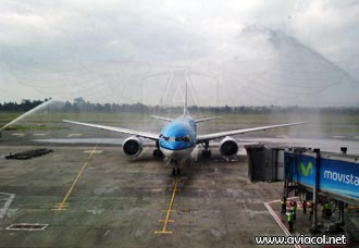 Boeing 777-200 de KLM ya aterrizó en suelo colombiano | Aviacol.net El Portal de la Aviación