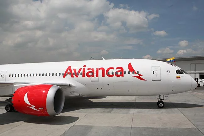 Boeing 787 Dreamliner Avianca Lufthansa Technik proveerá el mantenimiento de componentes a la flota de Avianca | Aviacol.net El Portal de la Aviación