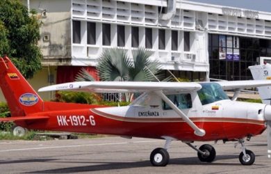 HK-1912. Cessna 150 perteneciente a Aeroclub.