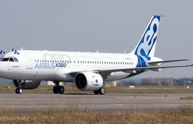 Airbus A320neo landing 08