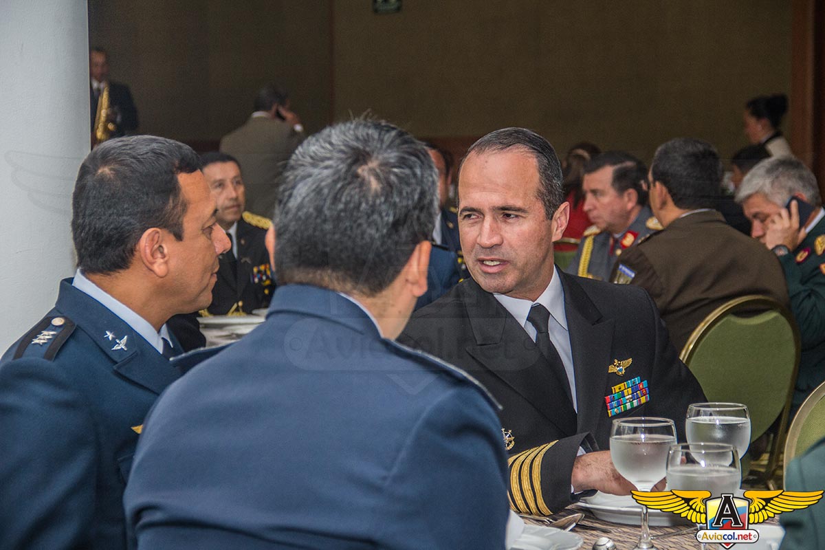 Conociendo la aviación de ejércitos del mundo CIAVEC 2015