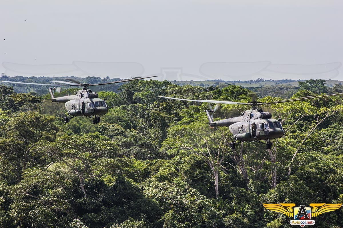 Helicópteros Mil Mi-17 del Ejército de Colombia, aterrizan en Larandia