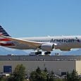 Boeing 787 Dreamliner de American Airlines aterrizando