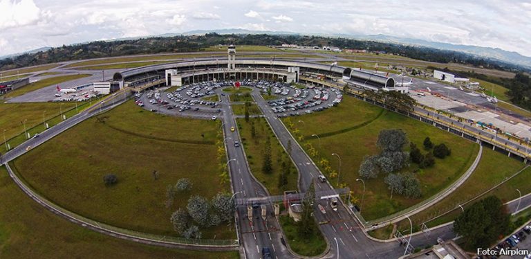 Panorámica del aeropuerto José María Córdova