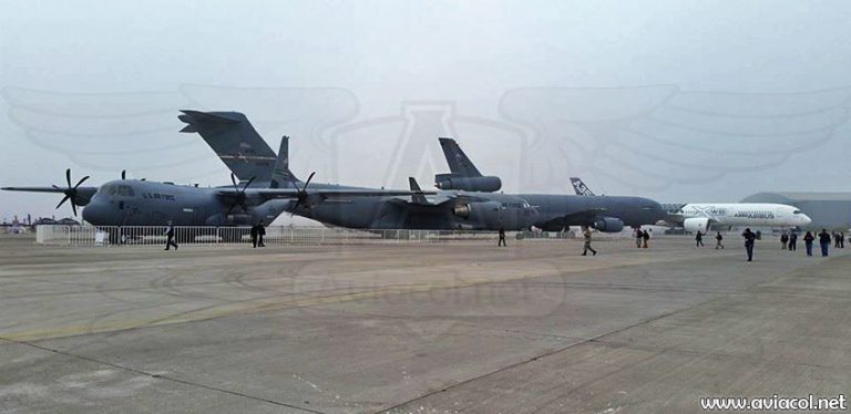 Plataforma de exhibición de aviones de FIDAE
