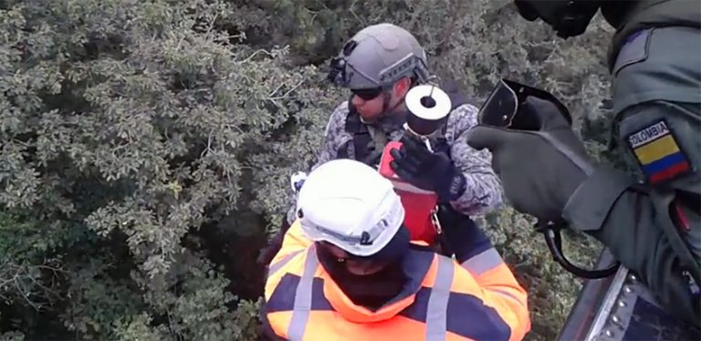 Rescatistas llegan al lugar del accidente (Foto: CACOM 5)
