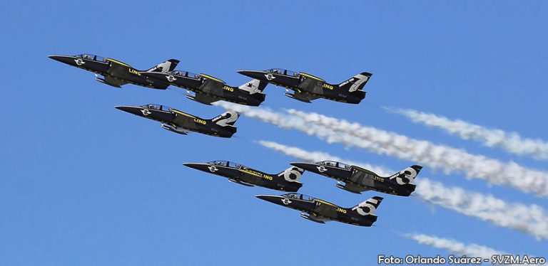 Equipo Breitling Jet Team