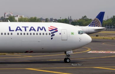 Boeing 767 de LATAM Airlines que operará la nueva ruta São Paulo - Johannesburgo