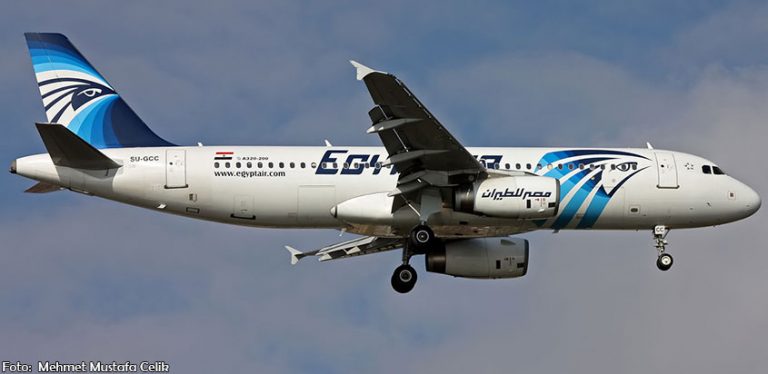 Avion A320 de EgyptAir accidentado