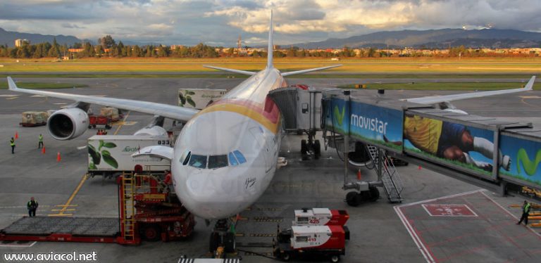 Airbus A340 de Iberia en Bogotá