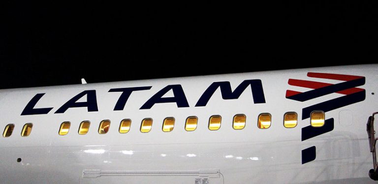 Avión de LATAM Airlines