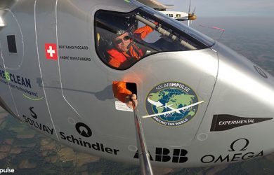 Bertrand Piccard volando el Solar Impulse