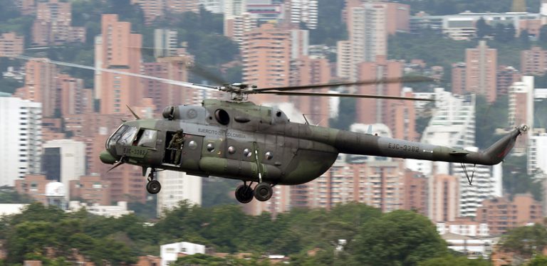 Helicóptero Mi-17 del Ejército de Colombia