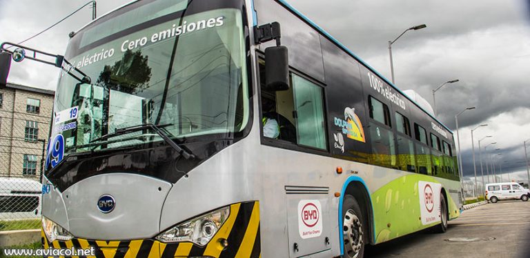 Bus eléctrico del aeropuerto El Dorado