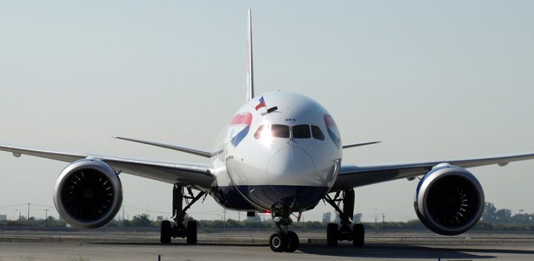 Boeing 787-9 de British Airways en vuelo inaugural a Santiago de Chile.