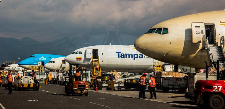 Terminal de Carga del Aeropuerto Internacional Eldorado de Bogotá.