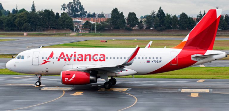 Airbus A319 de Avianca en rodaje.