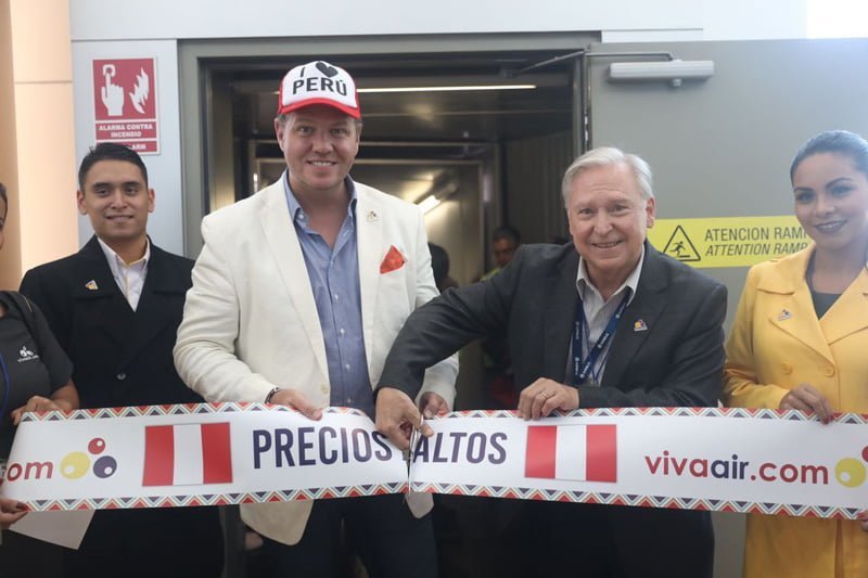 Primer vuelo Viva Air Perú.