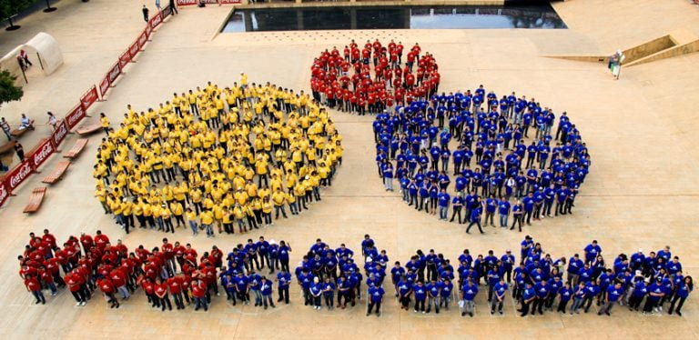 Celebrción del Aniversario de VivaColombia.