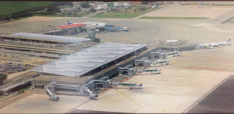 Nueva Terminal Internacional del Aeropuerto Alfonso Bonilla Aragón de Cali.