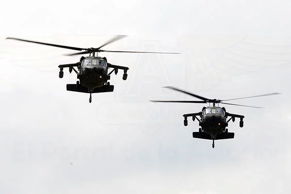Show de los Black Hawk Arp&iacute;a de la Fuerza A&eacute;rea Colombiana en F-AIR 2017.