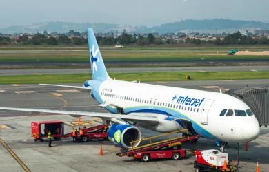 Airbus A320-200 de Interjet en el Aeropuerto Internacional Eldorado de Bogotá.