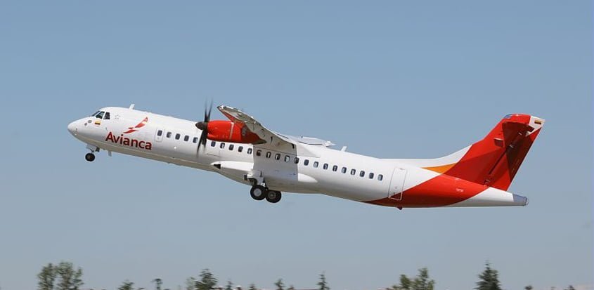 ATR 72-600 de Avianca despegando.
