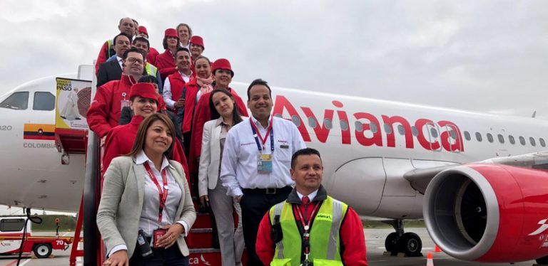 Vuelo del Papa Francisco de Bogotá a Medellín con Avianca.