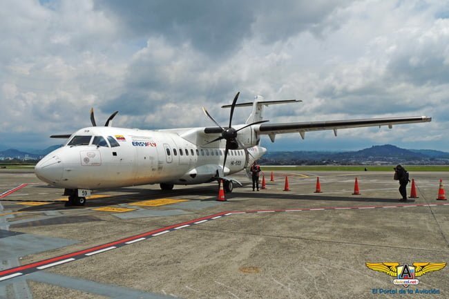 ATR 42-500, matrícula HK-5159 en destino.