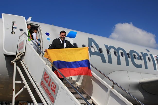 Airbus A319 de American Airlines en su primer vuelo de Miami a Cartagena.