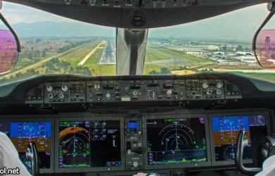 Cabina Boeing 787 en Aproximación a Bogotá