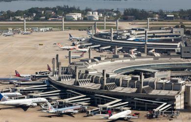Vista aérea del Aeropuerto Internacional Tom Jobim de Río de Janeiro.