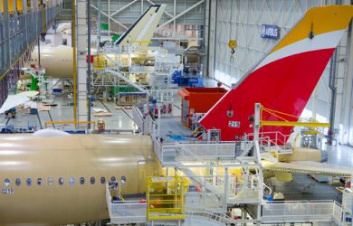 Airbus A350 de Iberia en la Línea Final de Ensamblaje en Toulouse, Francia.