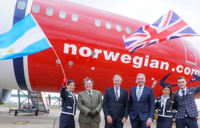 Salida del primer vuelo de Norwegian de Londres a Buenos Aires, Argentina.