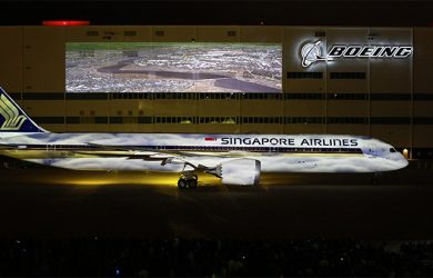 Ceremonia de entrega del primer Boeing 787-10 para Singapore Airlines.