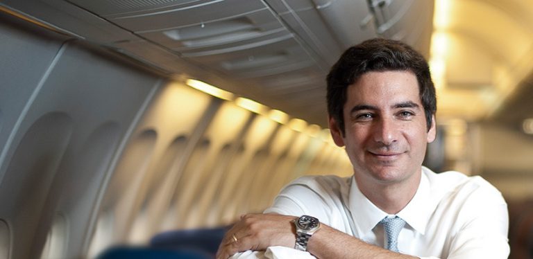 Félix Antelo, nuevo Director Ejecutivo de Viva Air.