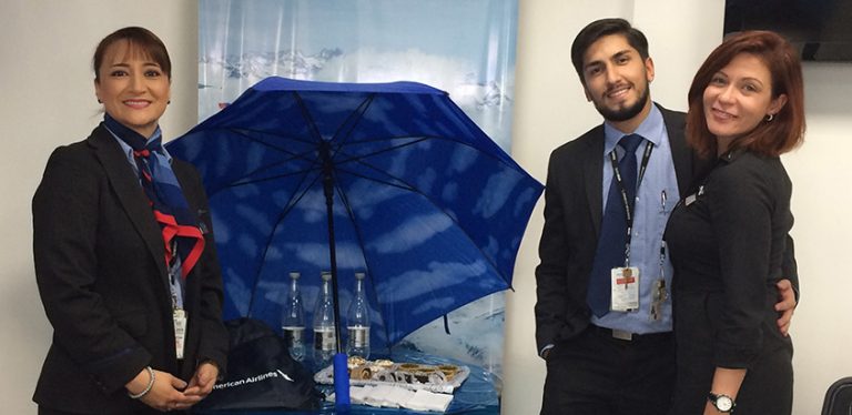 Auxiliares de vuelo de American Airlines.