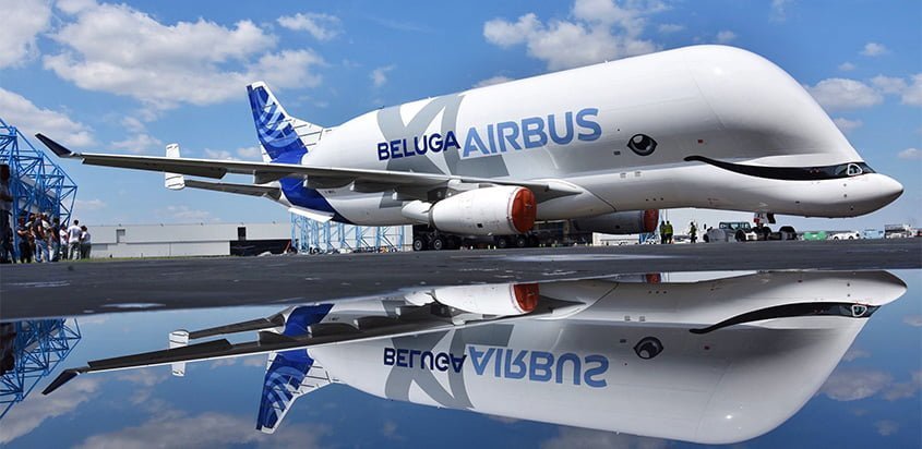 Primer BelugaXL de Airbus con su esquema de pintura.