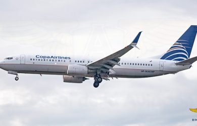 Boeing 737-800 de Copa Airlines aterrizando.
