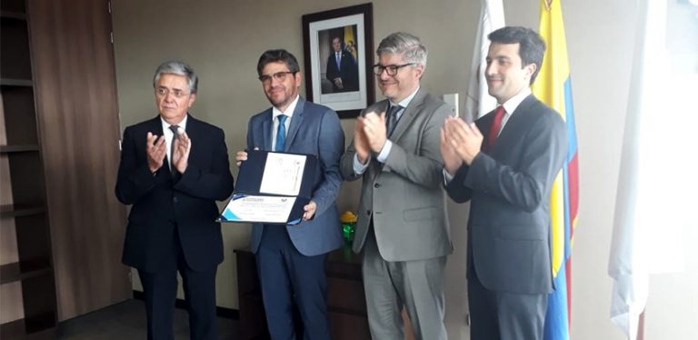 Aeropuerto Rafael Núñez recibe certificación de Aeródromo.