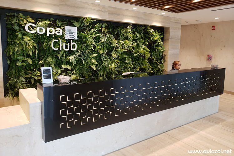 Recepción del Copa Club, de Copa Airlines, en Bogotá.