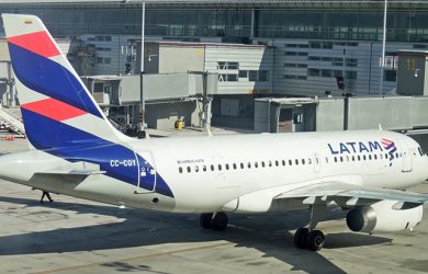 Airbus A319 de LATAM Colombia en Bogotá.