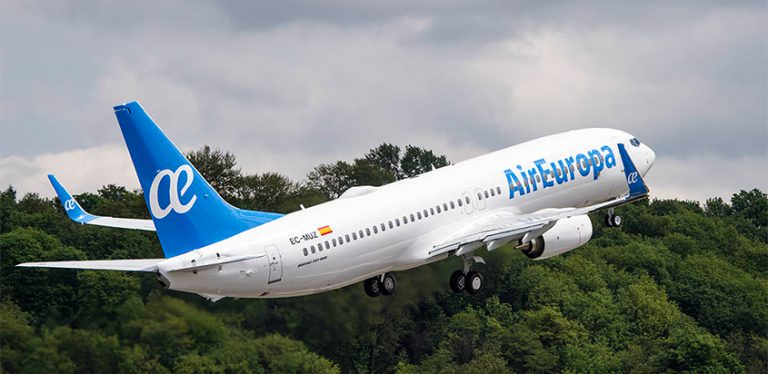 Boeing 737-800 de Air Europa con nuevo sistema de entretenimiento.