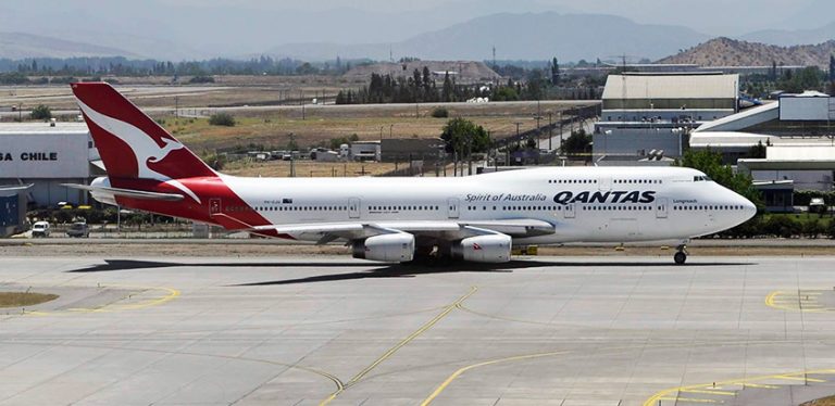 Boeing 747-400 de Lufthansa en Santiago de Chile.