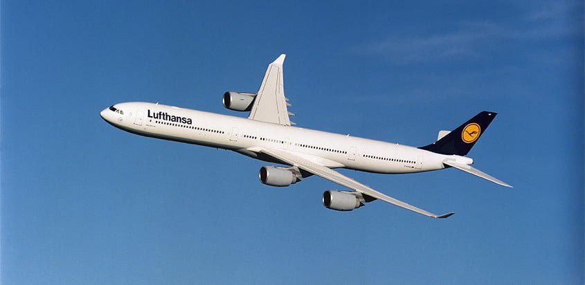 Airbus A340-600 de Lufthansa en vuelo.