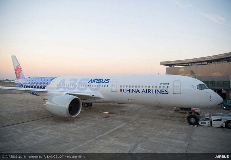 Airbus A350-900 de China Airlines con livery de fibra de carbono.