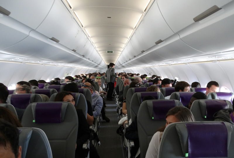 Interior del primer Airbus A320neo de SKY Airline.
