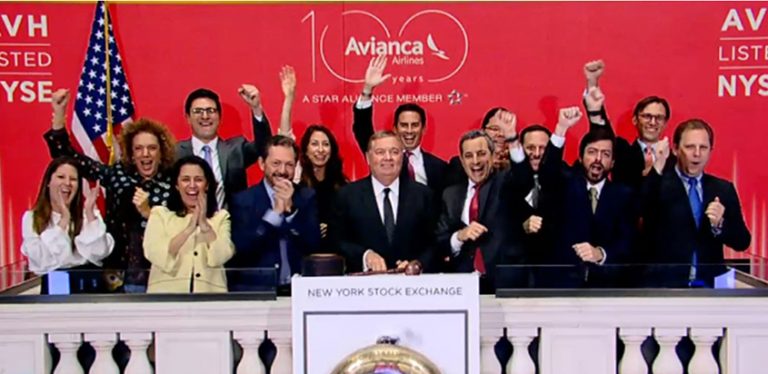 Equipo de Avianca en la Bolsa de Valores de Nueva York.
