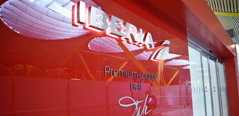 Nueva Sala V.I.P. Dalí de Iberia en Madrid.