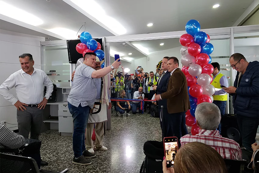 Corte de cinta de American Airlines en el Aeropuerto Matecaña de Pereira.